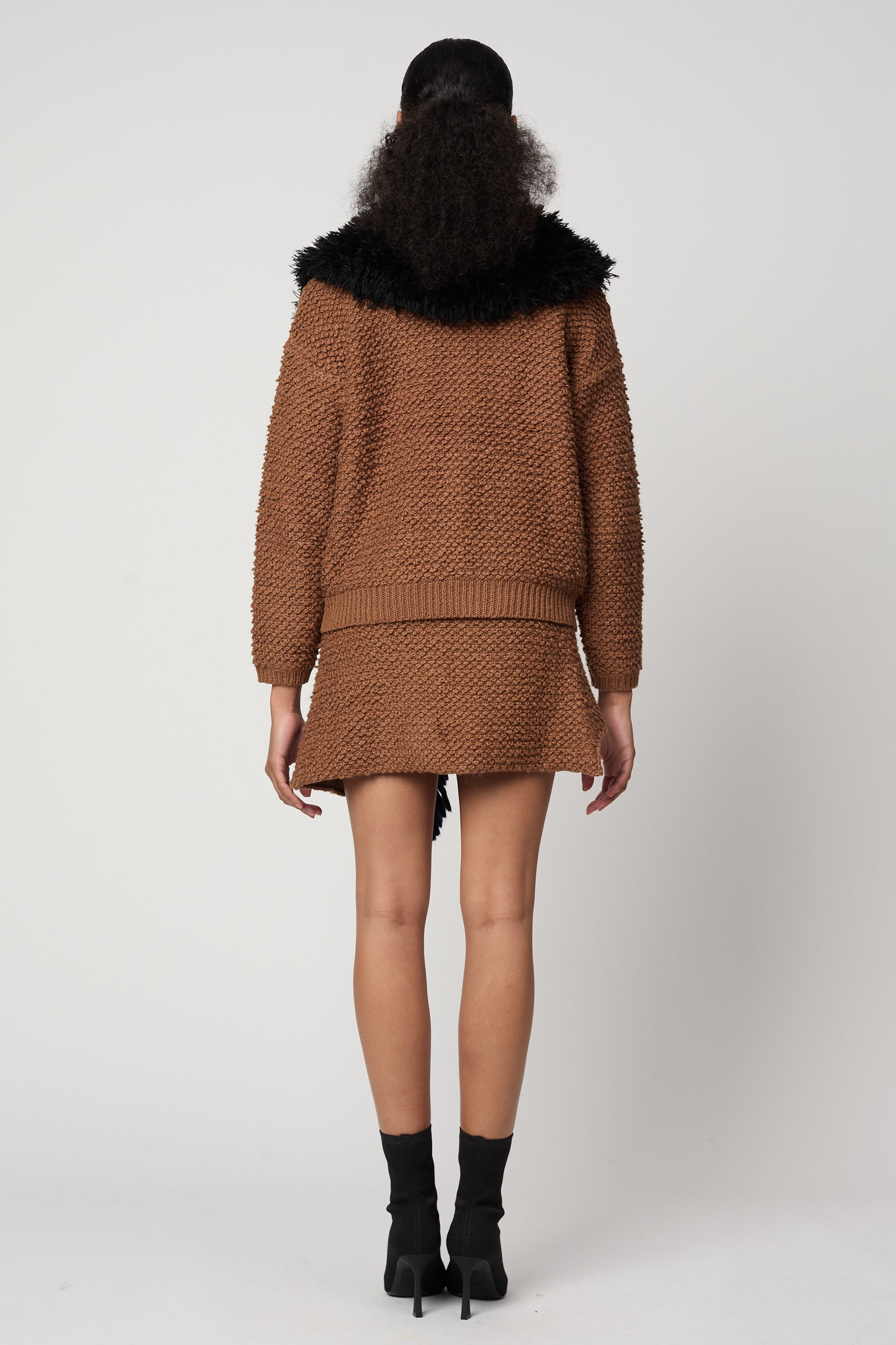 クロップドボンバーカーディガン