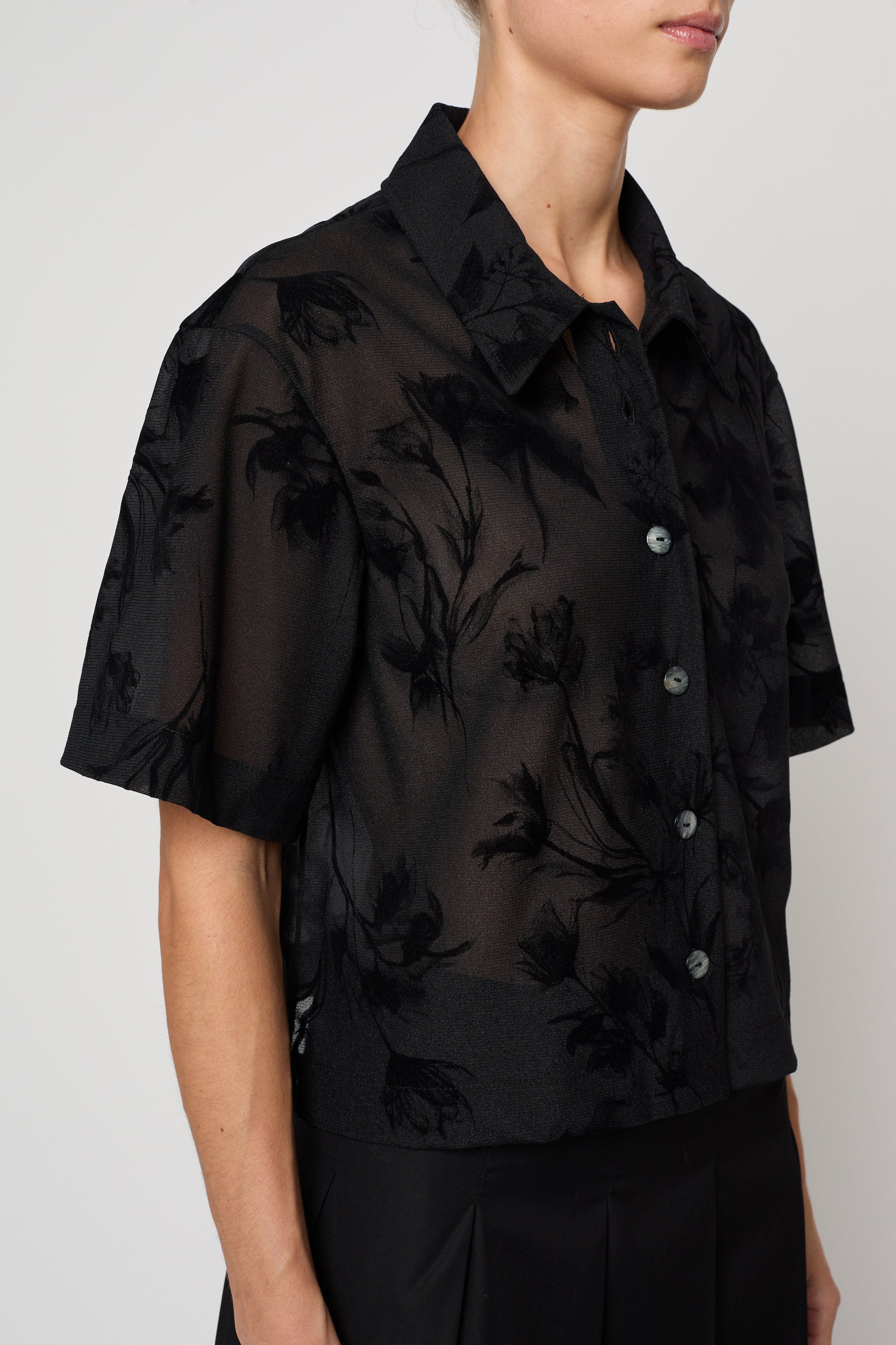 Anouk Blouse in Flower Flock Crepe