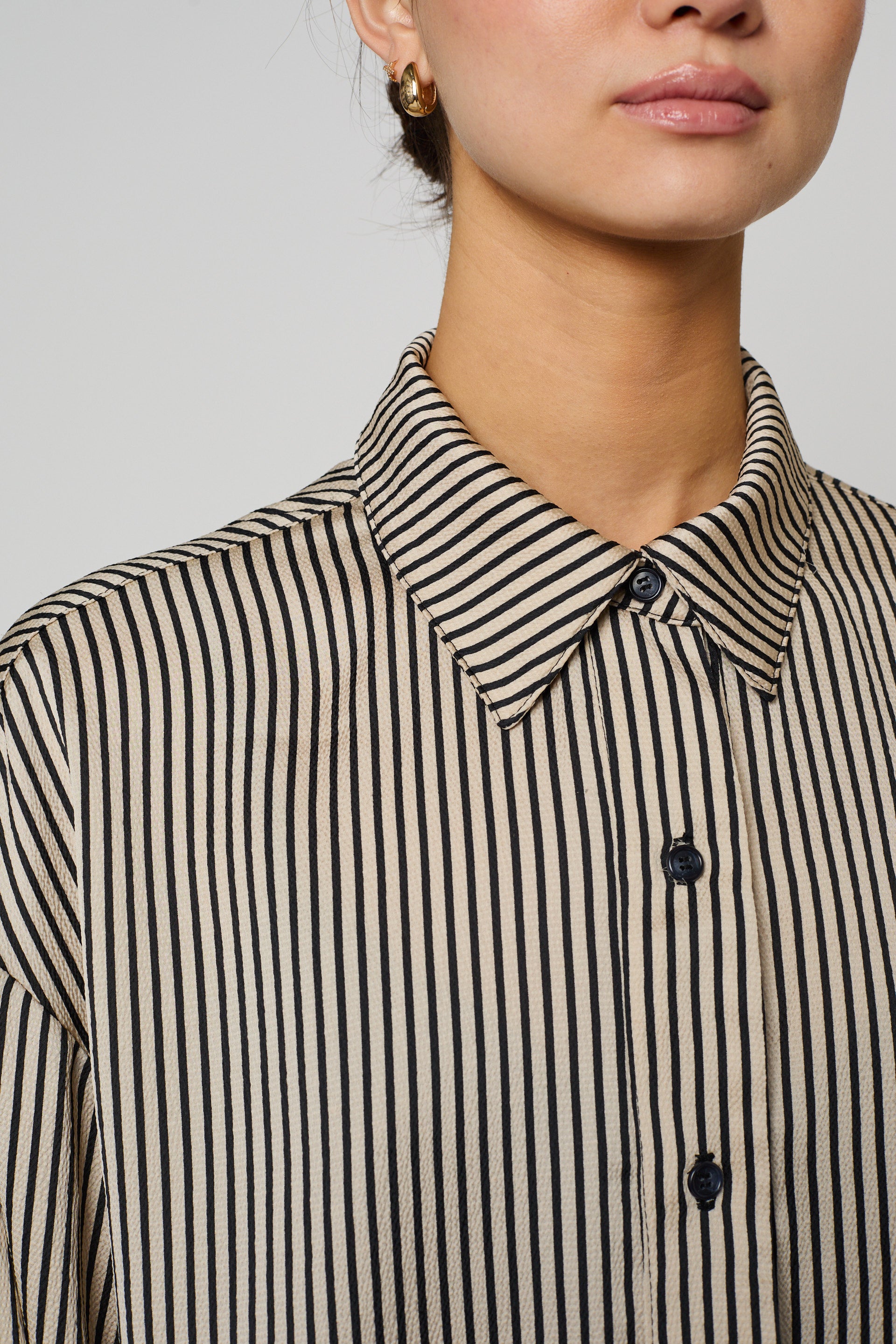 Oversized Overlay in Satin Print