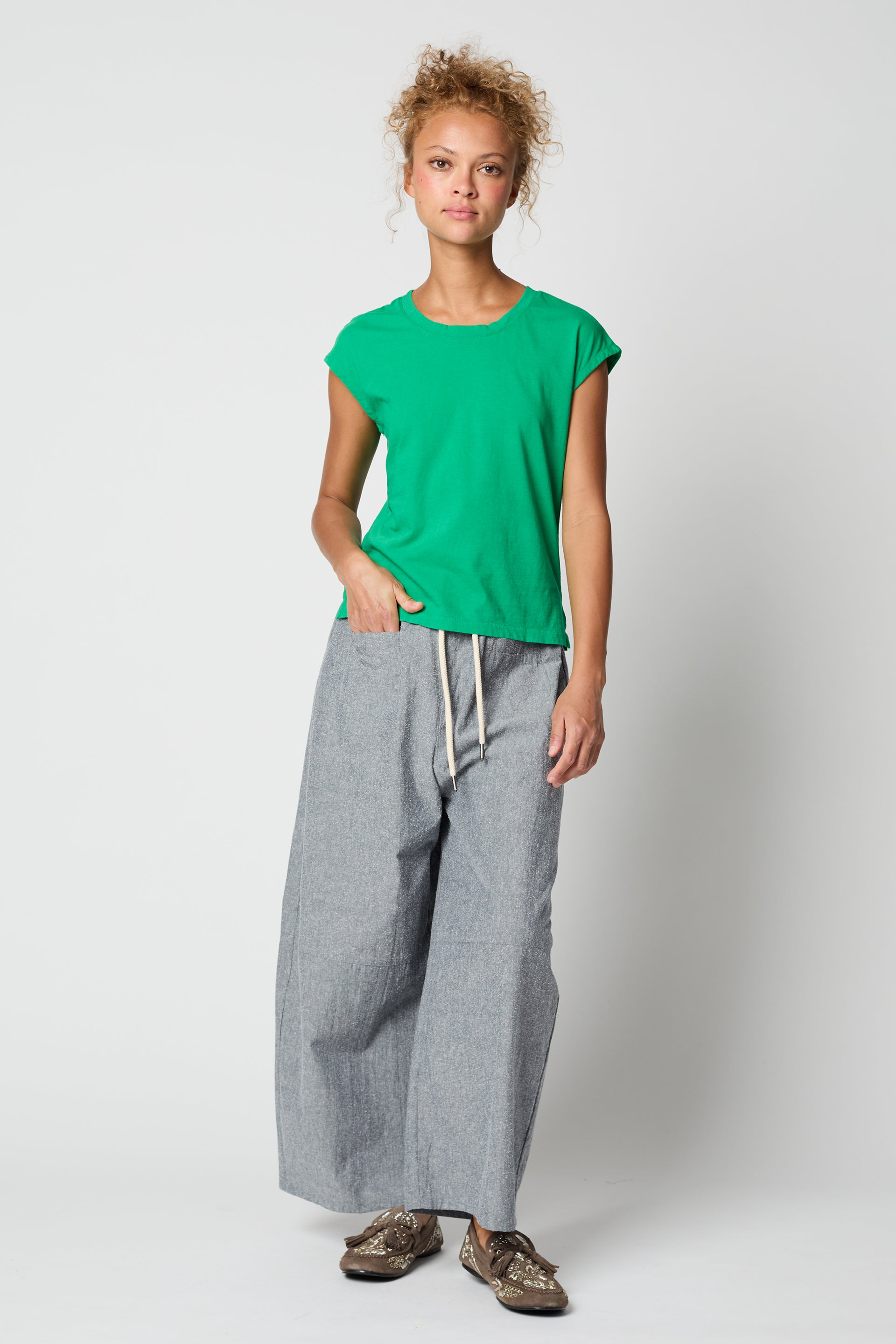 キャップスリーブTシャツ