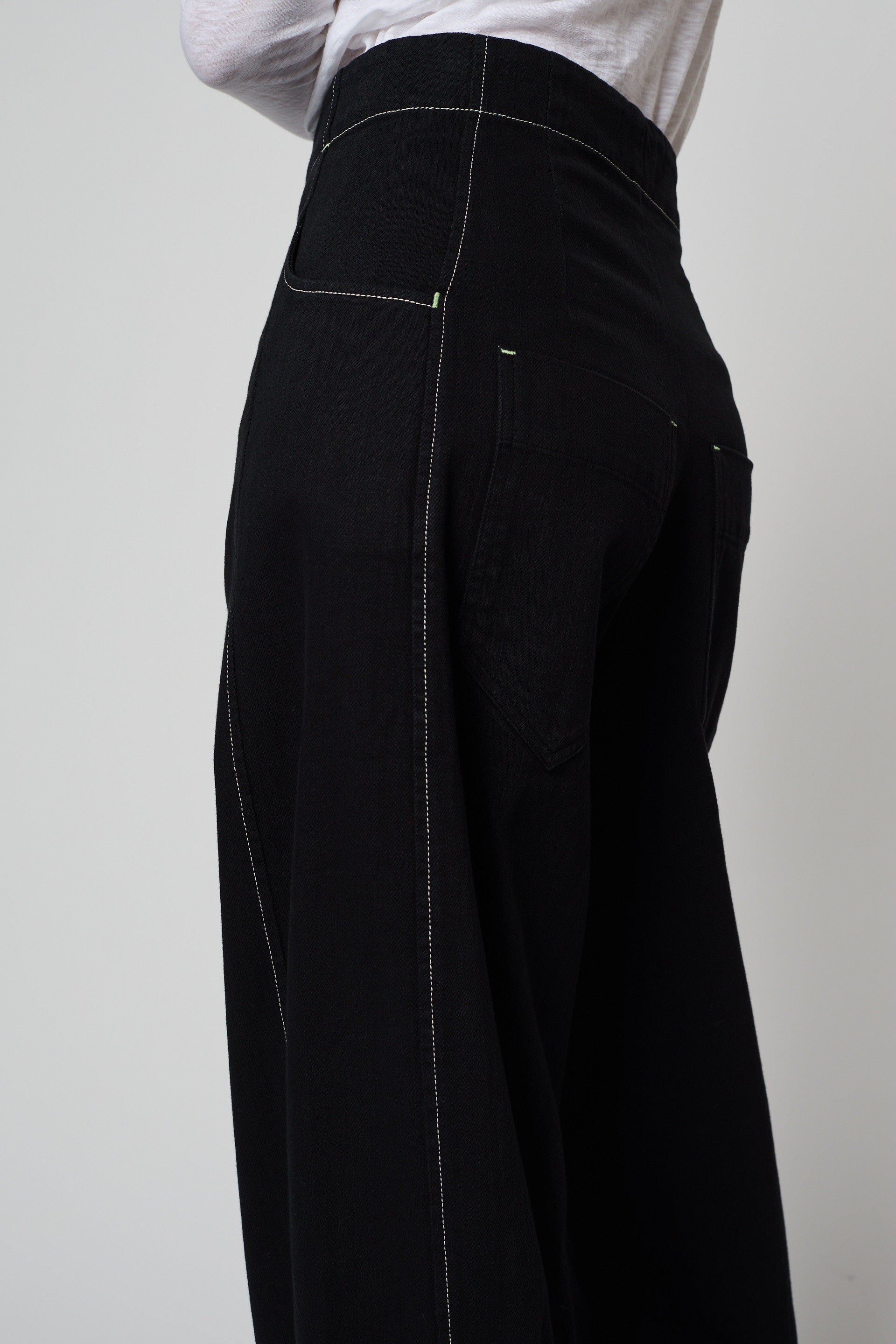 Dakar Pant in Black Side Detail