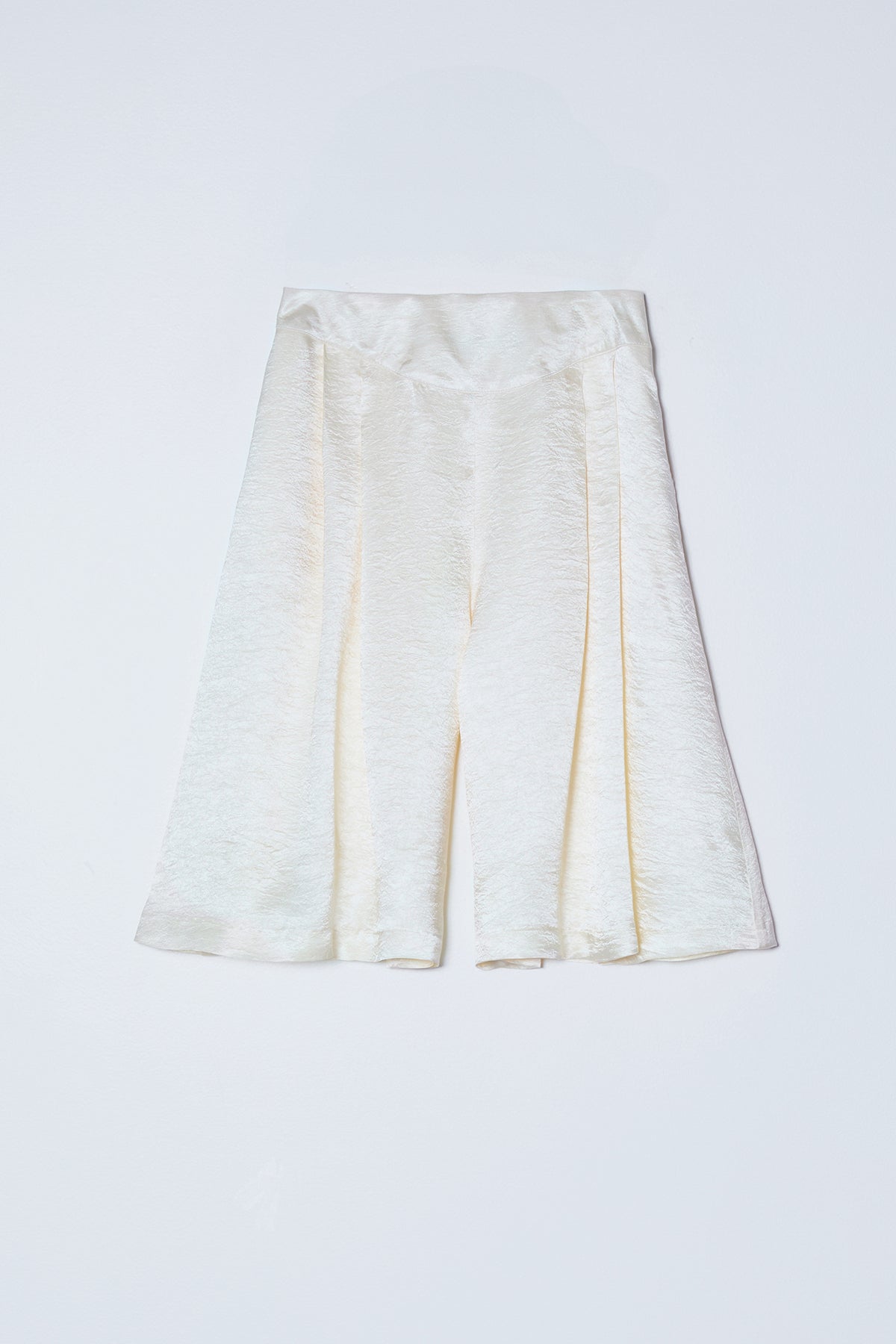 Long Shorts in Crinkled Satin