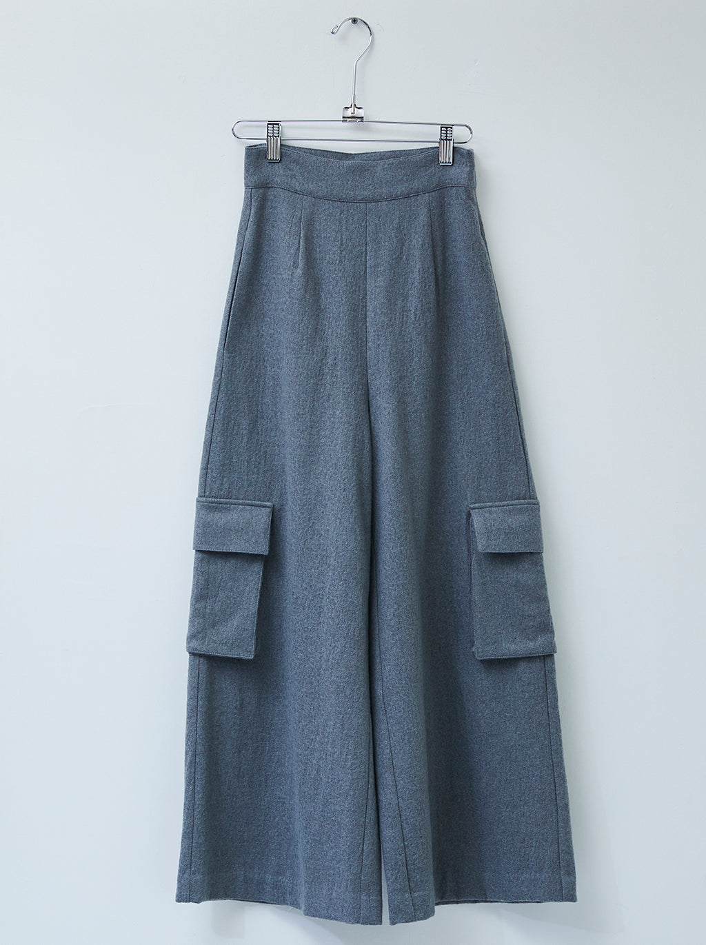 Catonia Cropped Cargo Pant in wool blend