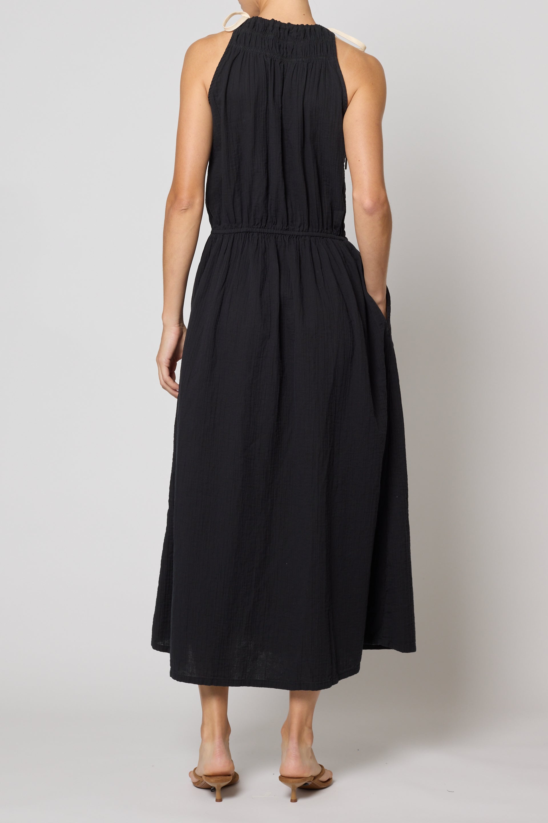 Singer Dress in Crinkled Cotton Gauze