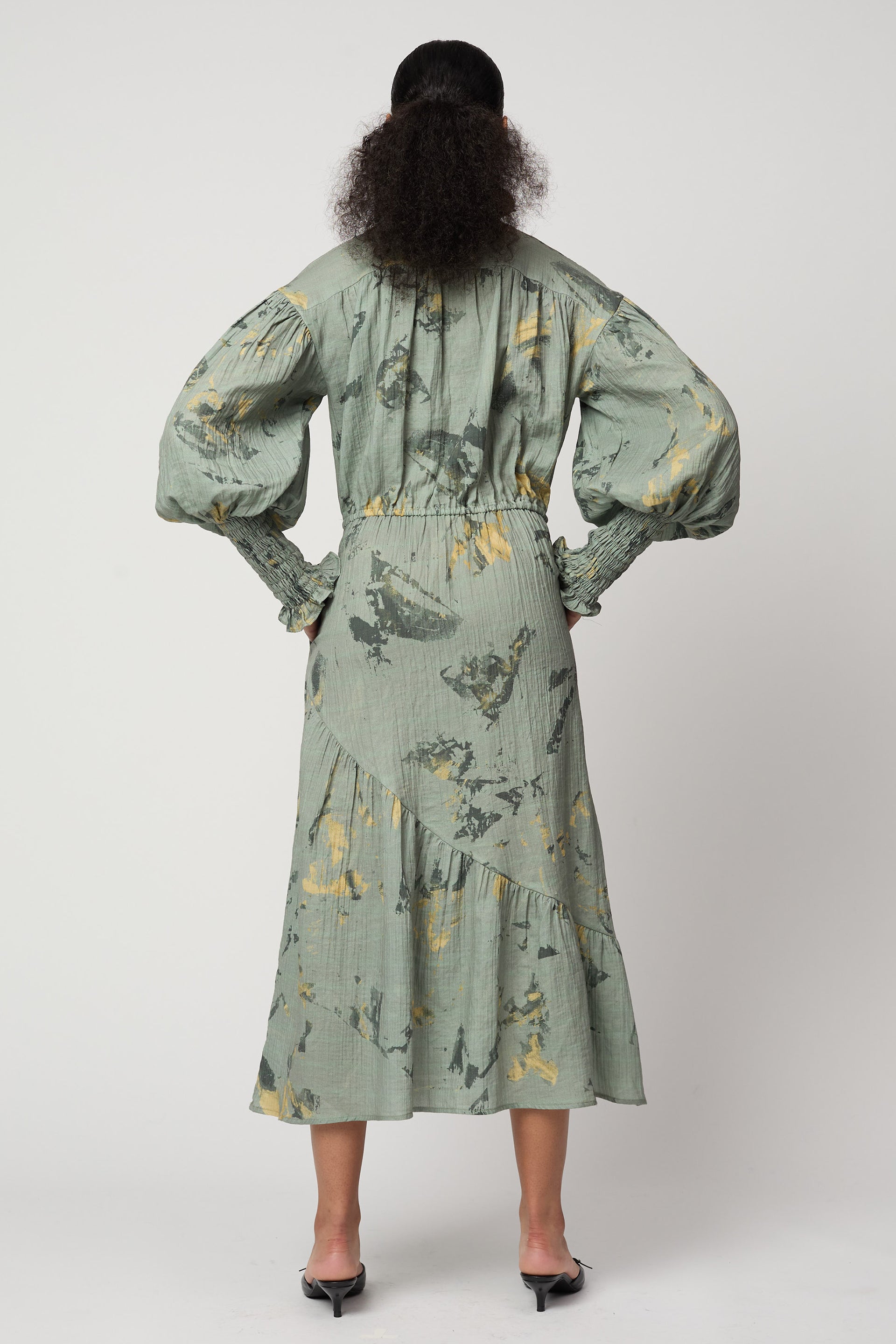 Kohaku Dress in Marble Print Crinkled Cotton