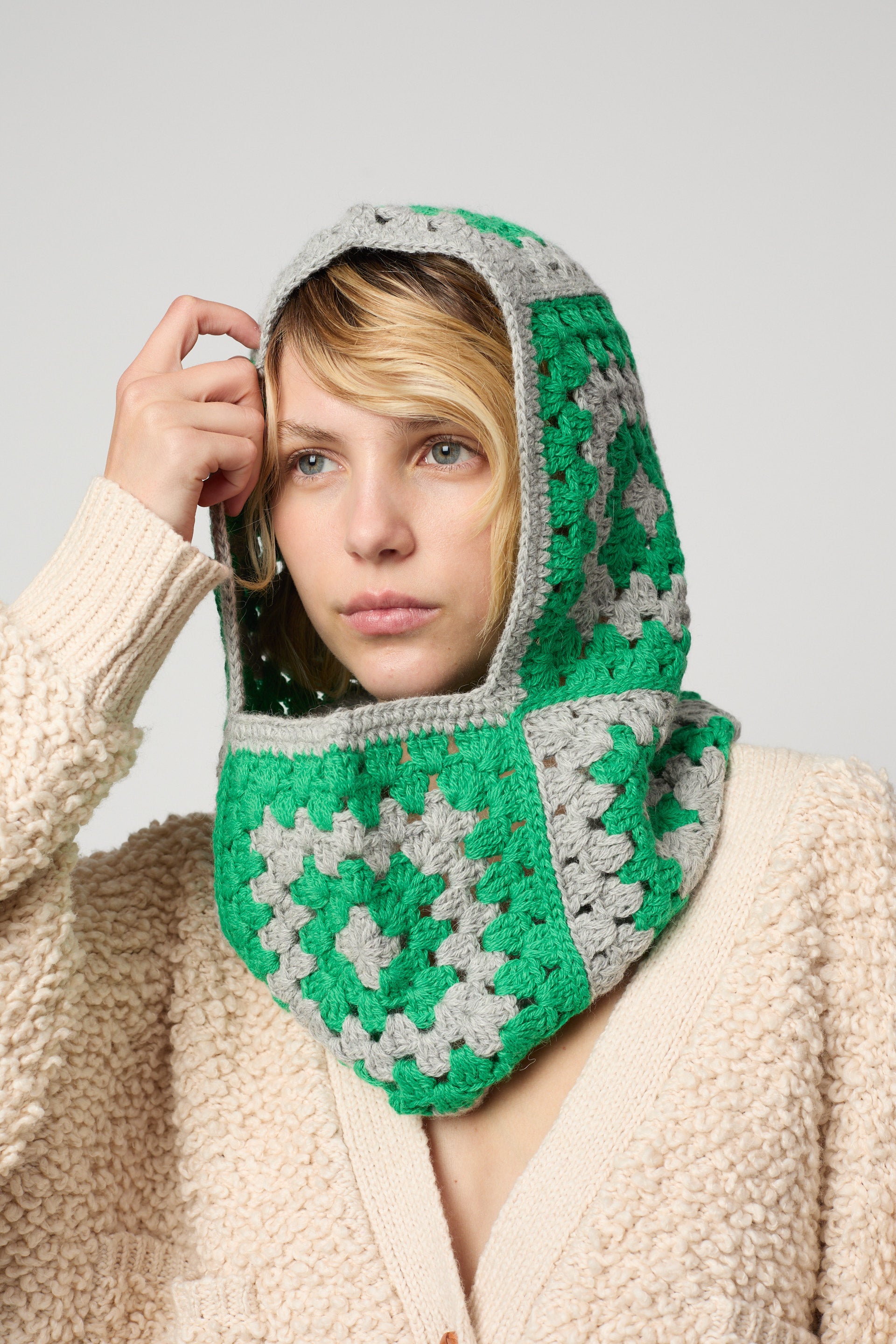 かぎ針編みのバラクラバ