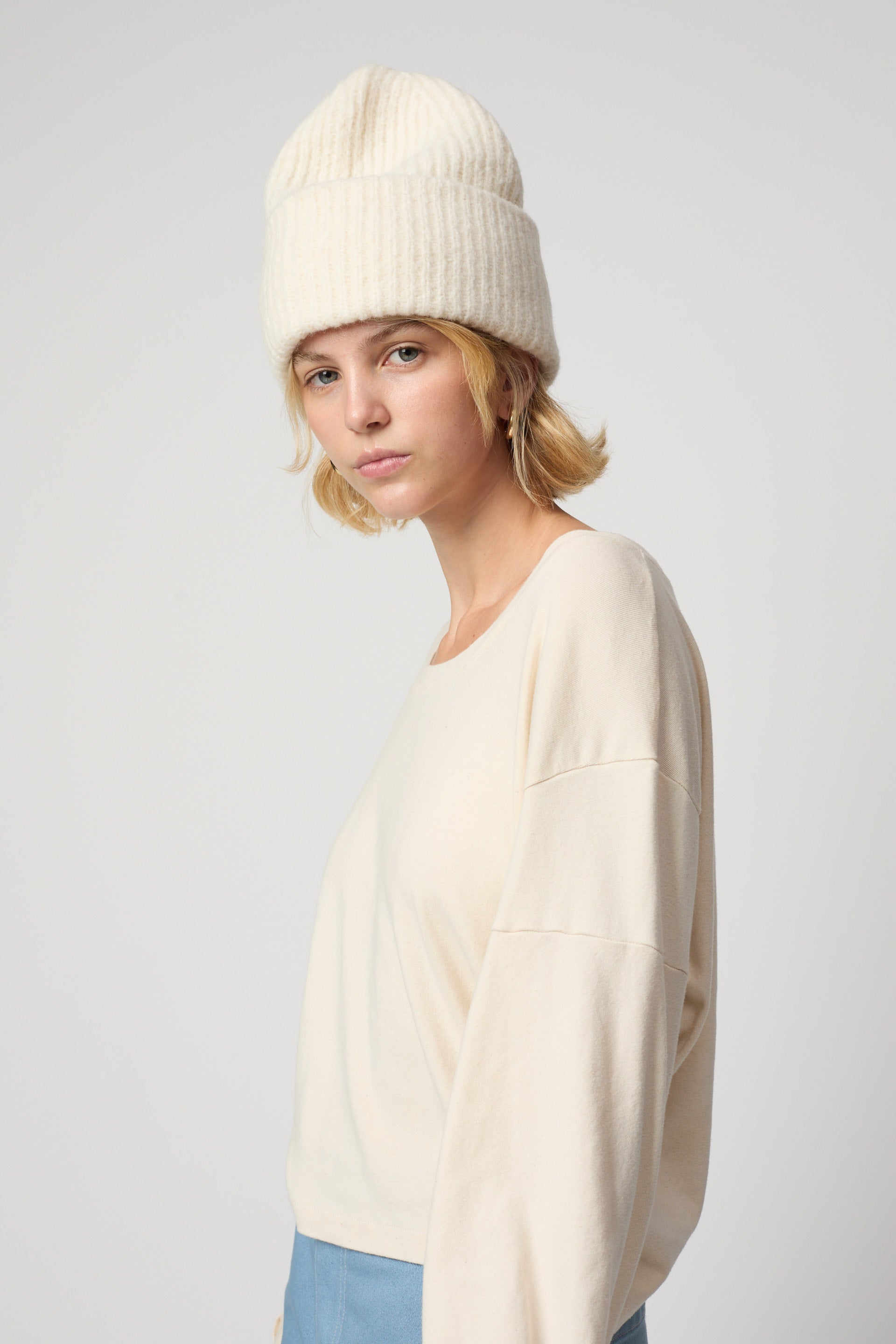 ベビーアルパカのビーニー - プレスプリング 25 色