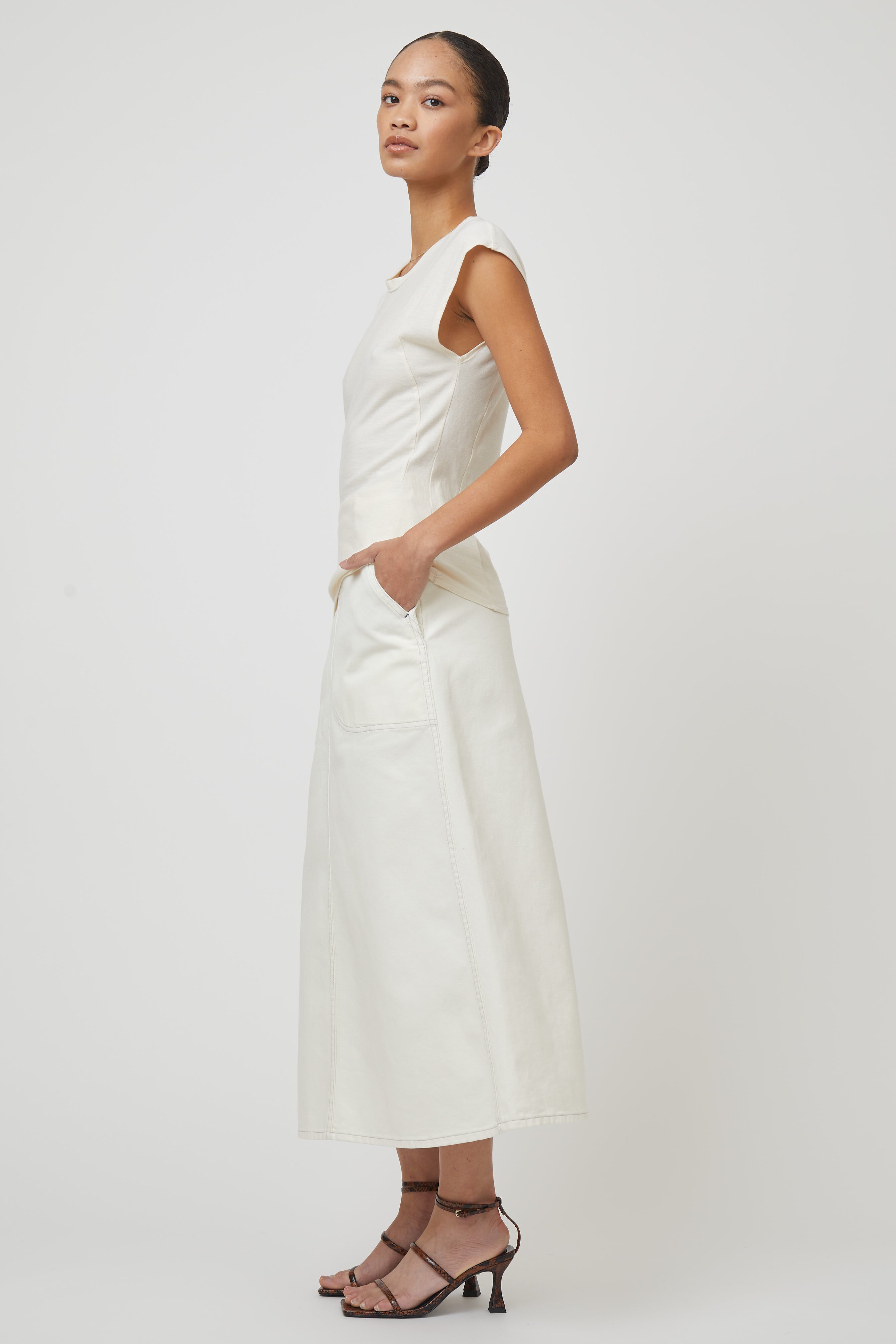 マッスルTシャツ