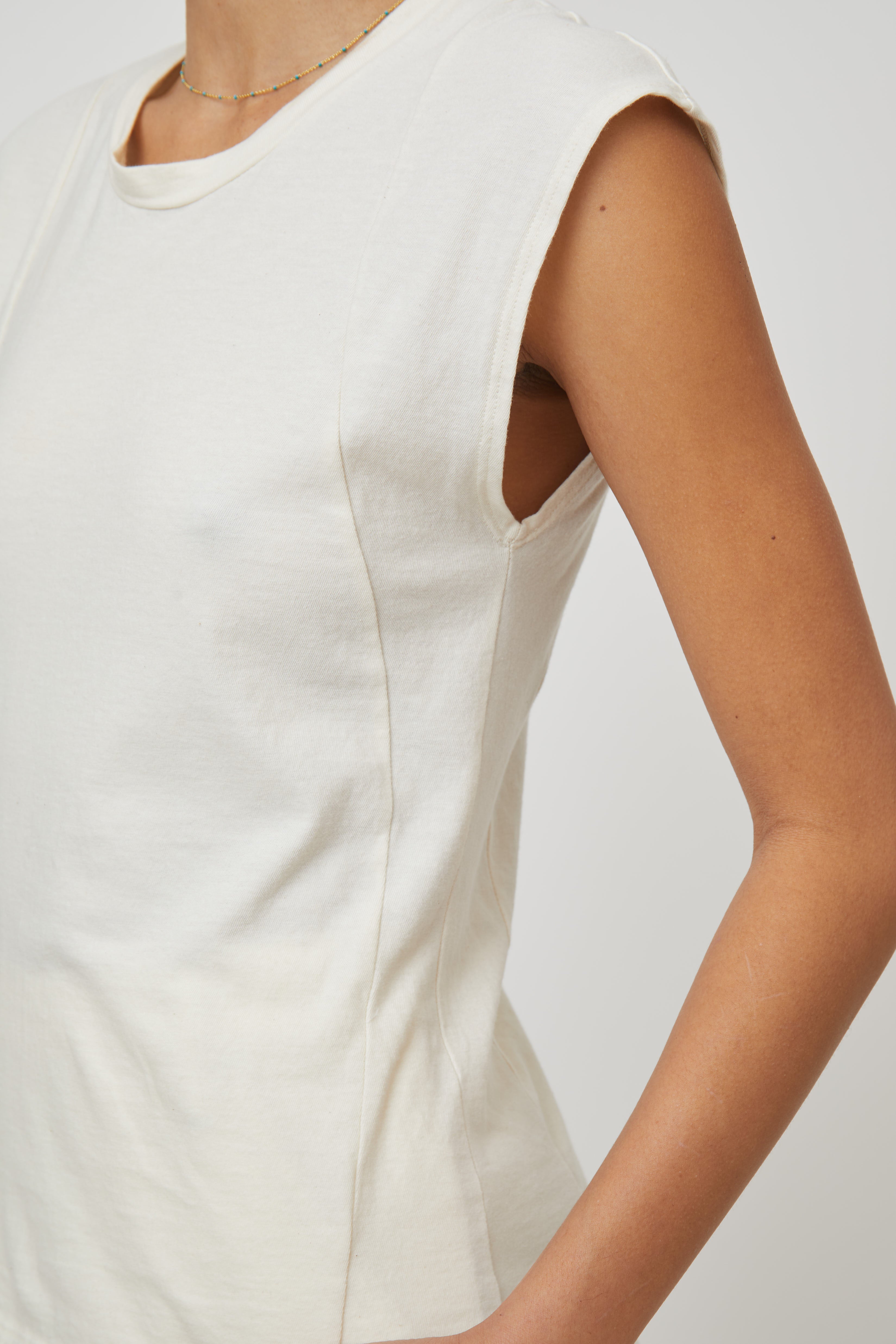 マッスルTシャツ