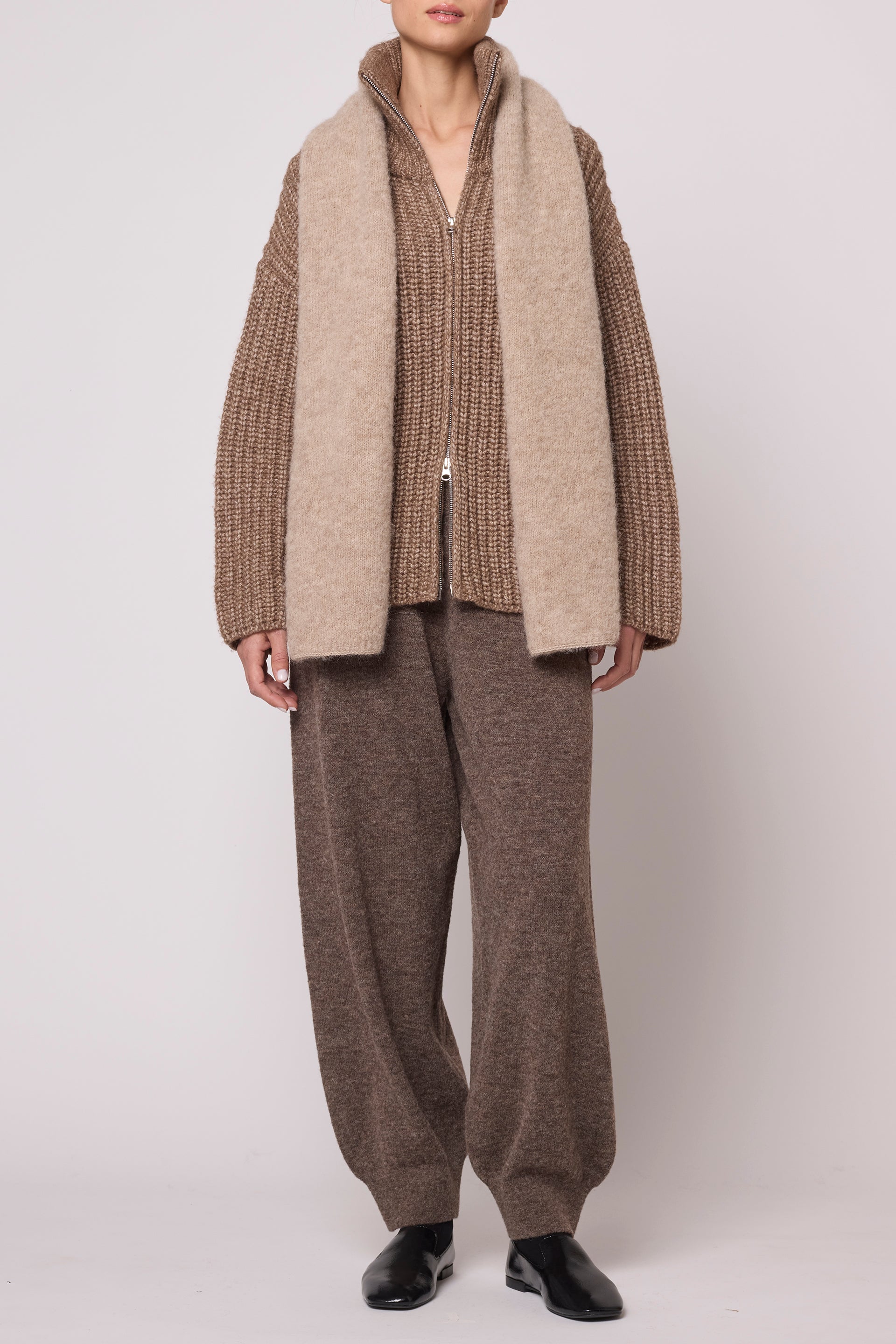 Taylor Pant in High Gauge Alpaca - Mocha