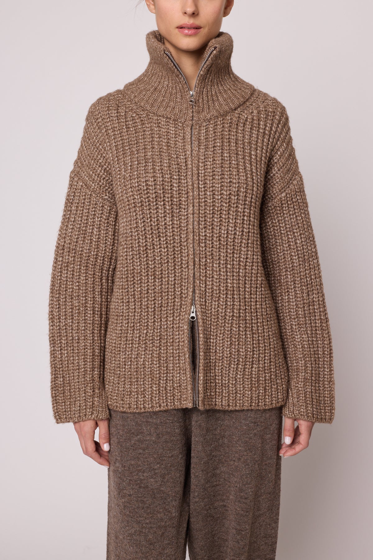 Rib Zip-up Cardigan in Alpaca Pima Blend - Brown