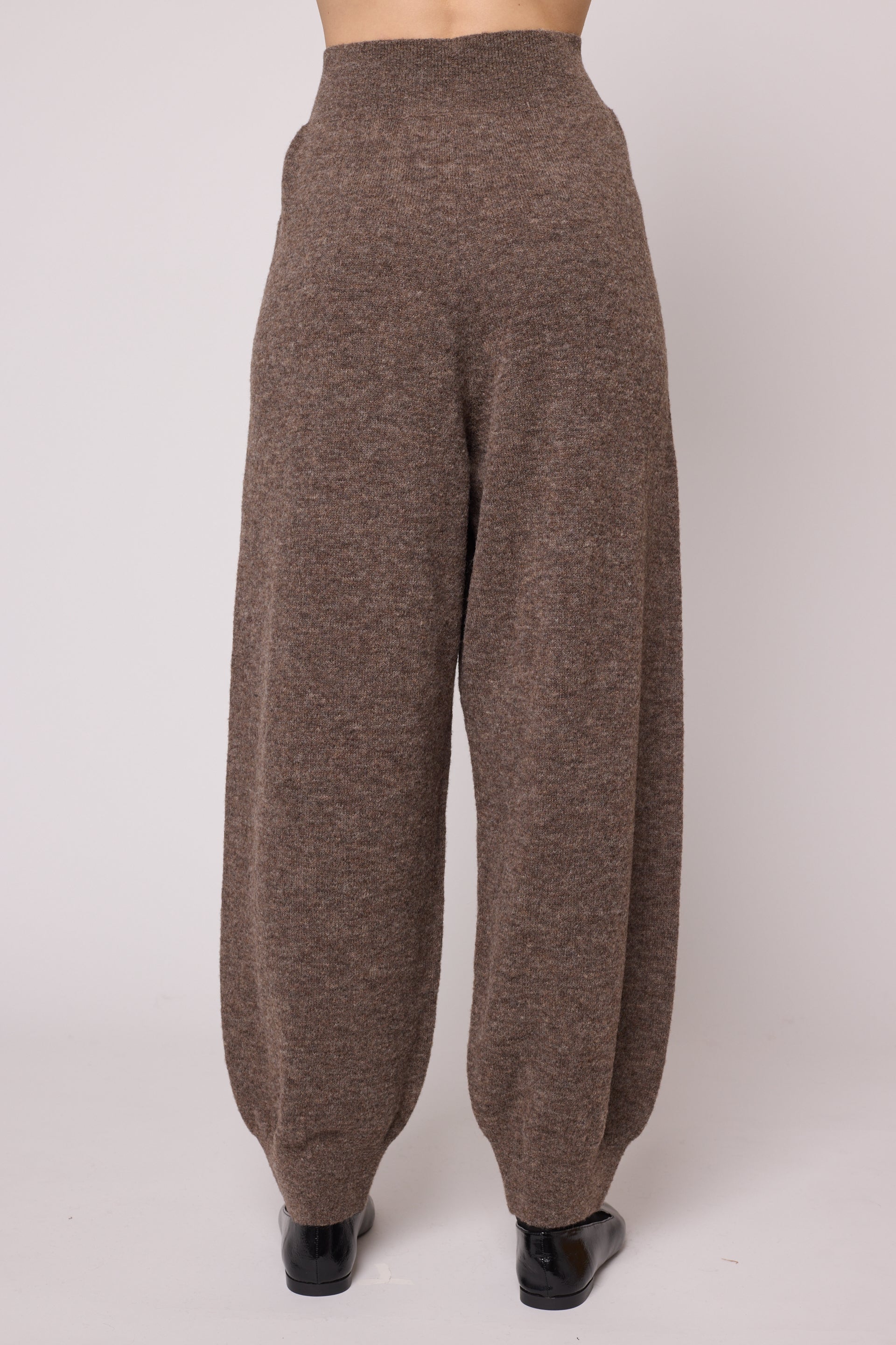 Taylor Pant in High Gauge Alpaca - Mocha