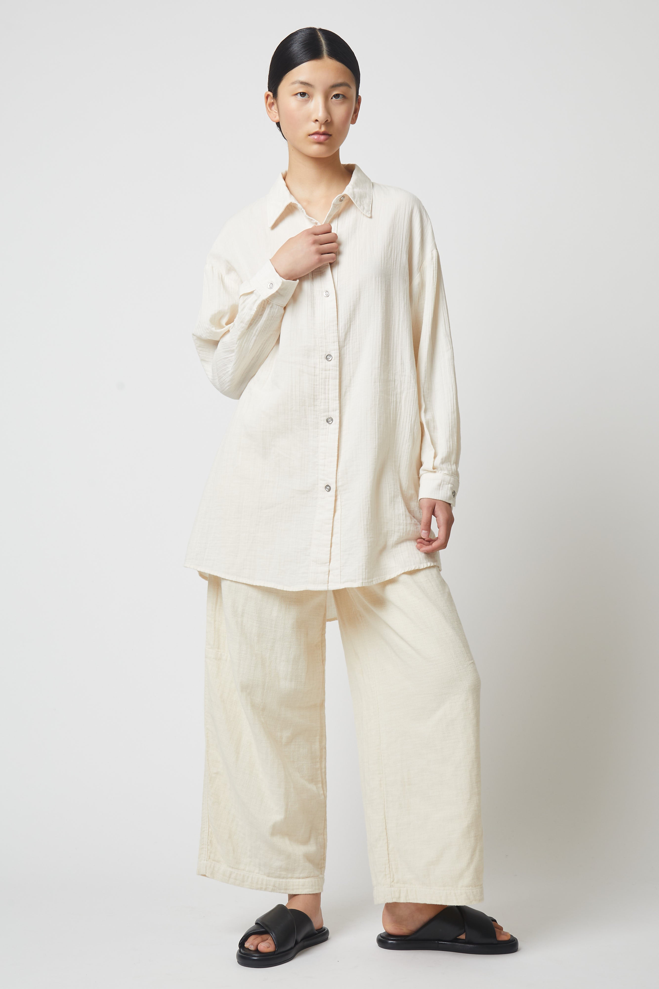 Oversized Overlay in Organic Crinkled Cotton