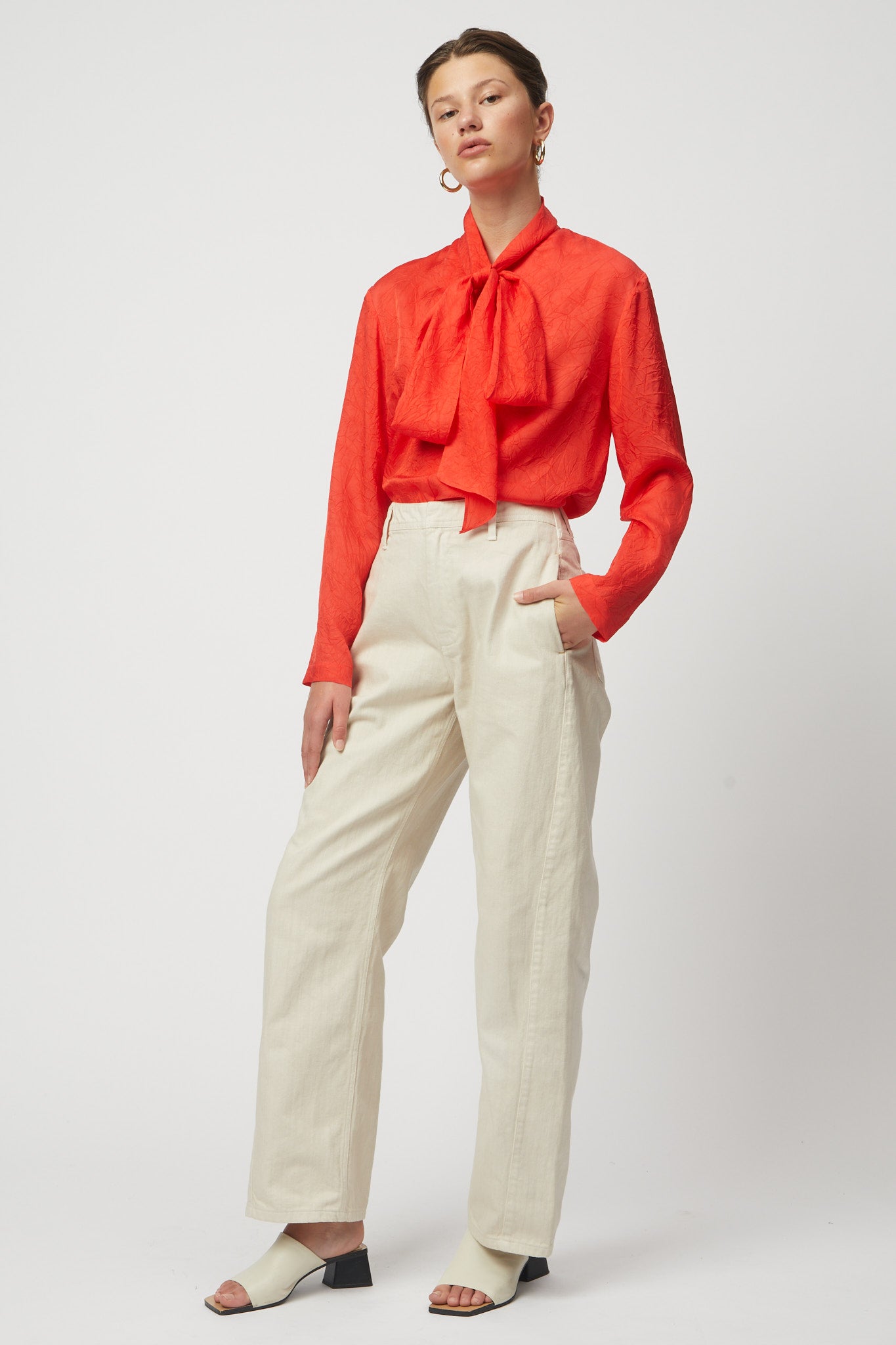 Scarf Blouse in Crinkled Cupro