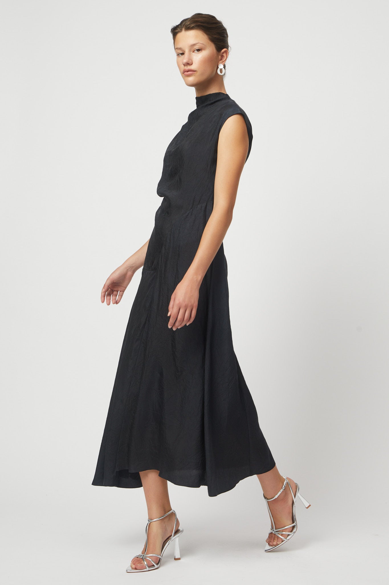 ツイストドレス