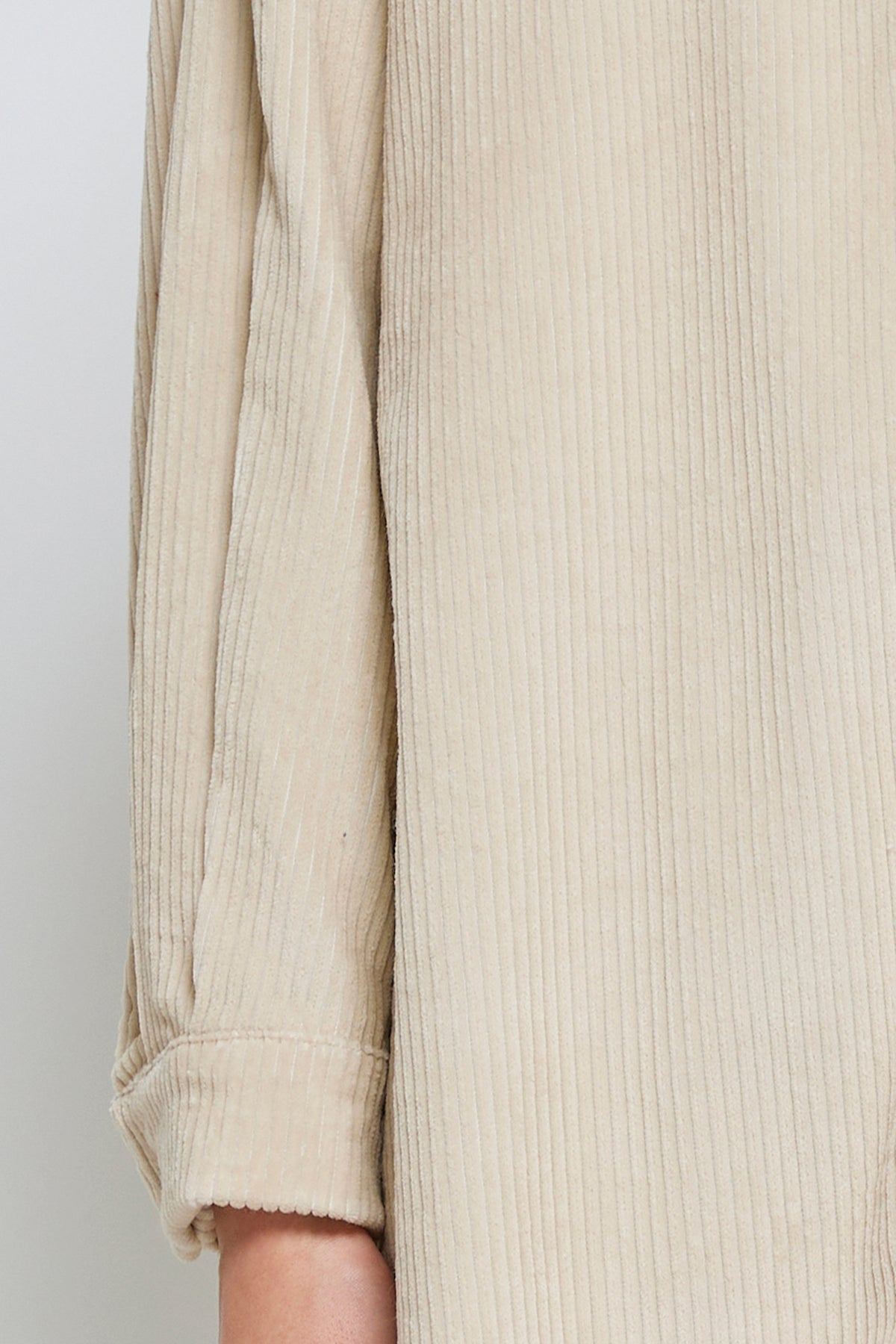 ファット&スムースコーデュロイのオーバーサイズオーバーレイ