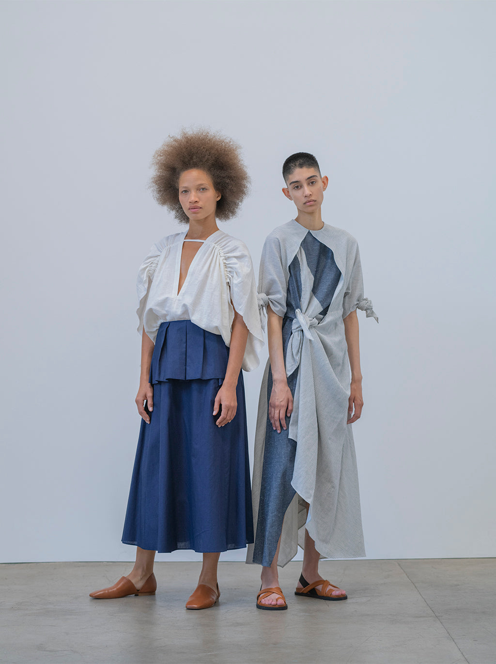 アーカイブセール コットンリネンのジャンナトップ