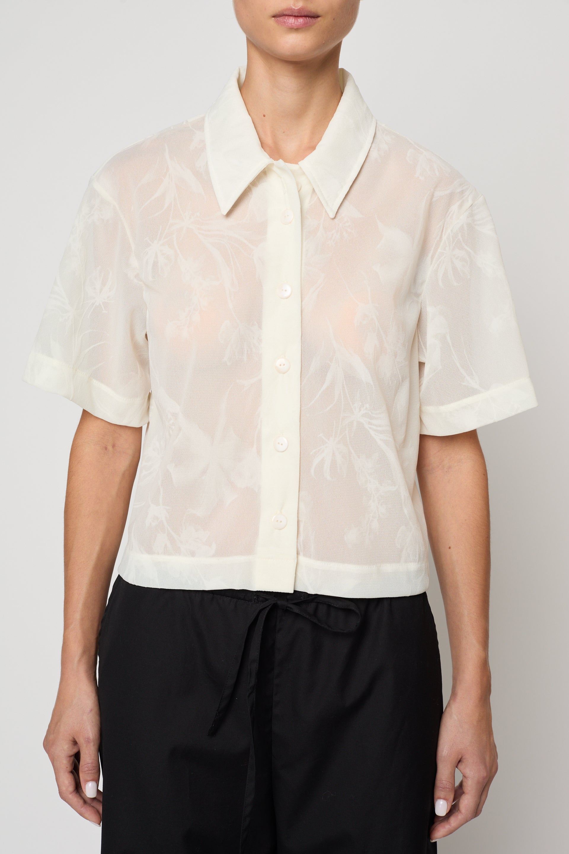 Anouk Blouse in Flower Flock Crepe