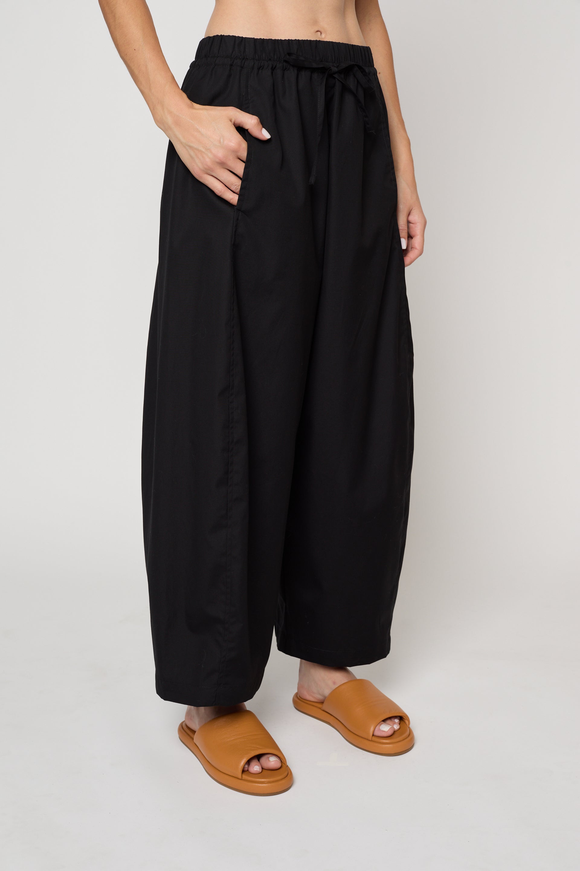 Typewriter Barrel Pant in Pima Cotton Poplin