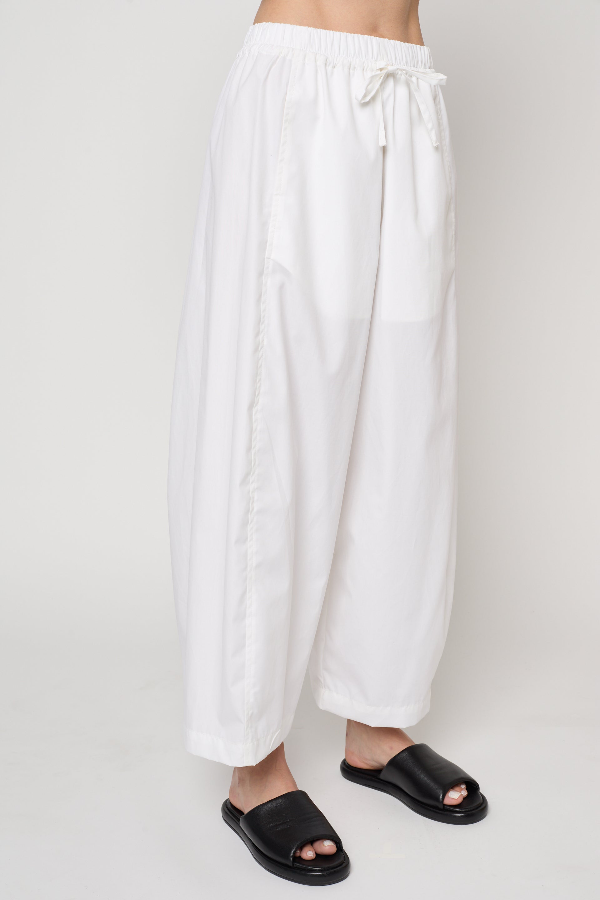 Typewriter Barrel Pant in Pima Cotton Poplin