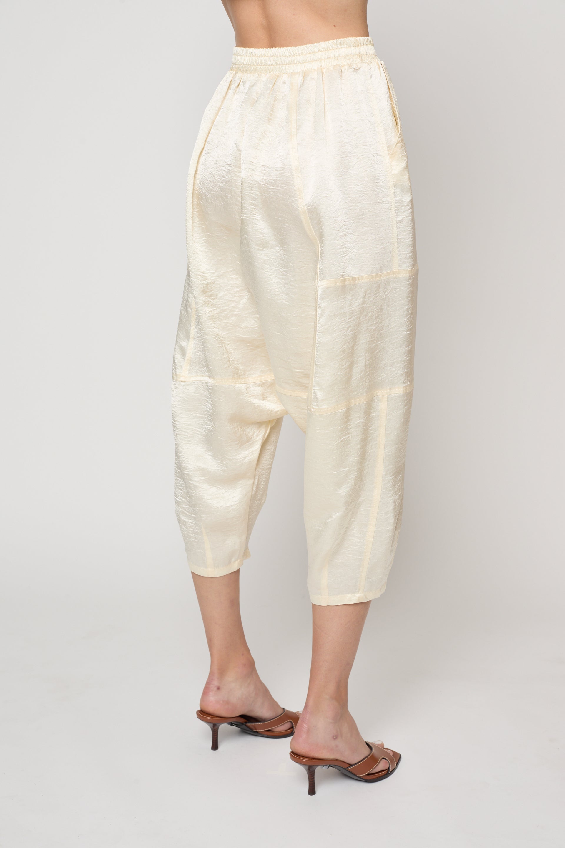 Kiko Pant at Atelier Delphine