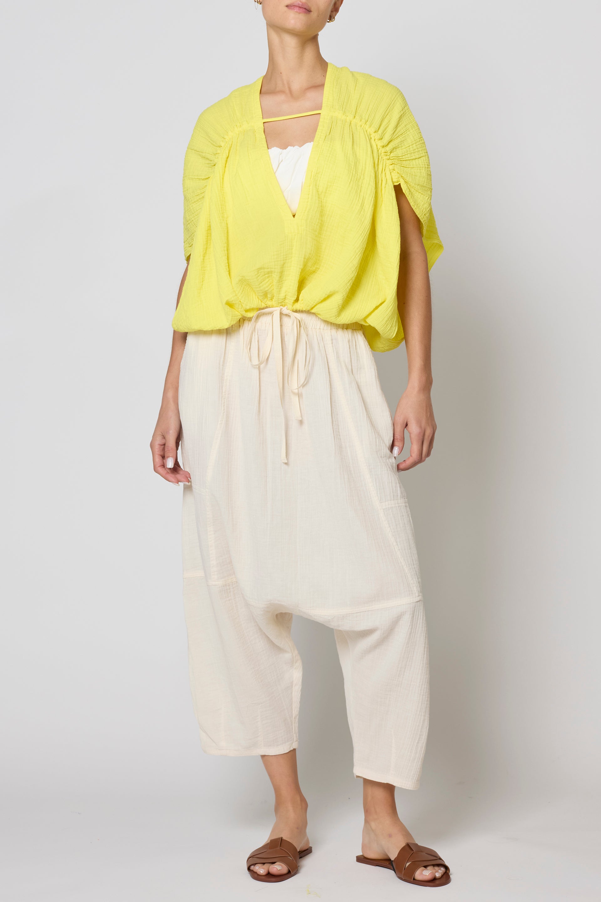 Kiko Pant in Crinkled Cotton, Kinari, full length