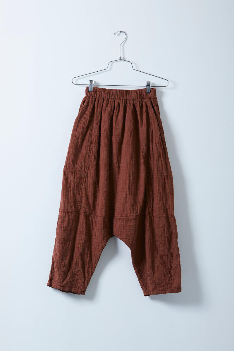 しわ加工コットンのキコパンツ