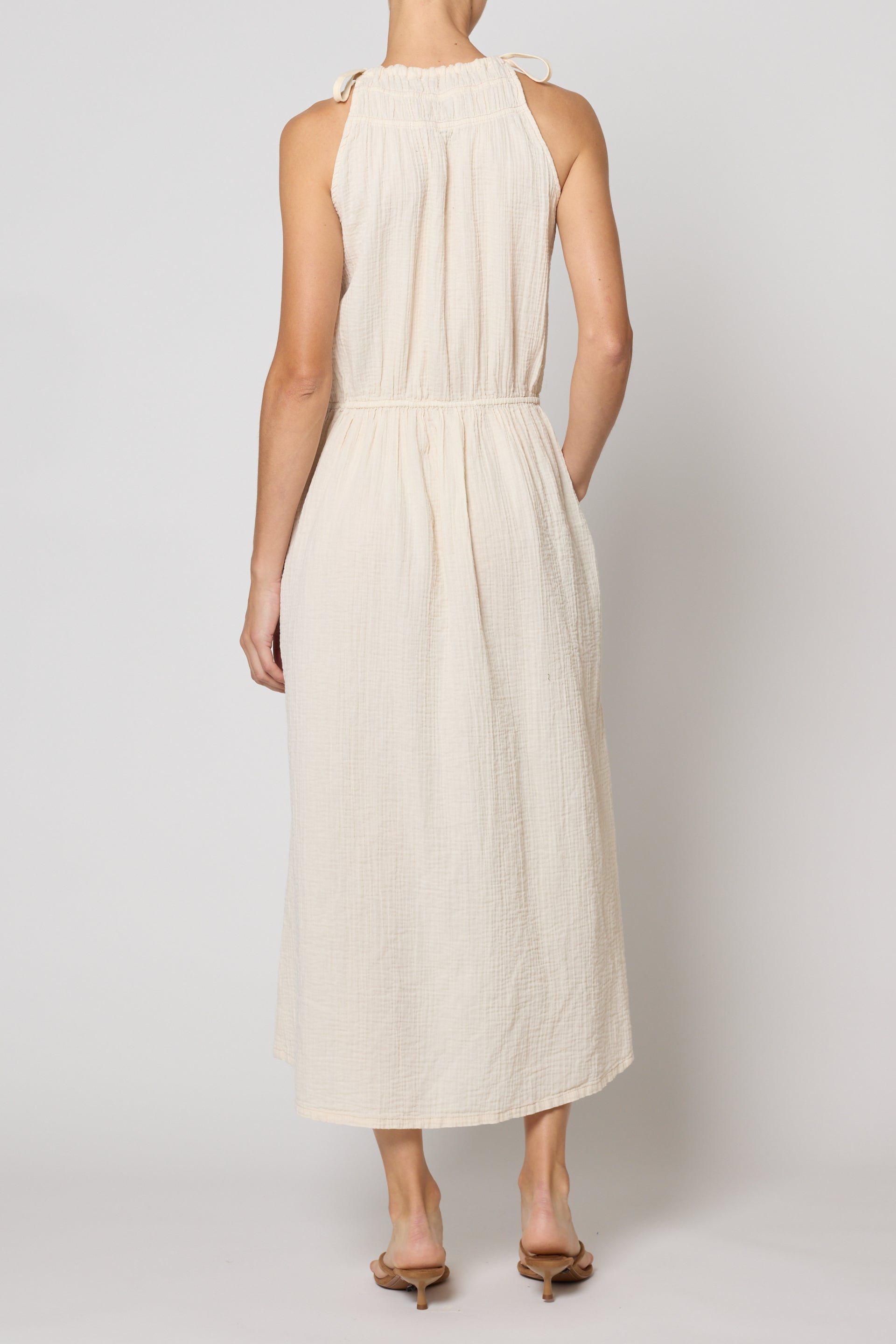 Singer Dress in Crinkled Cotton Gauze