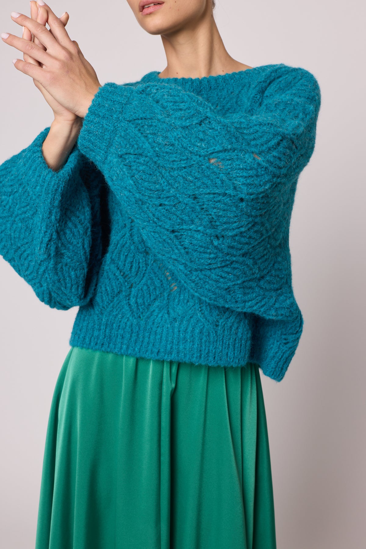 Balloon Sleeve Sweater in Wave Basket - Turqouise