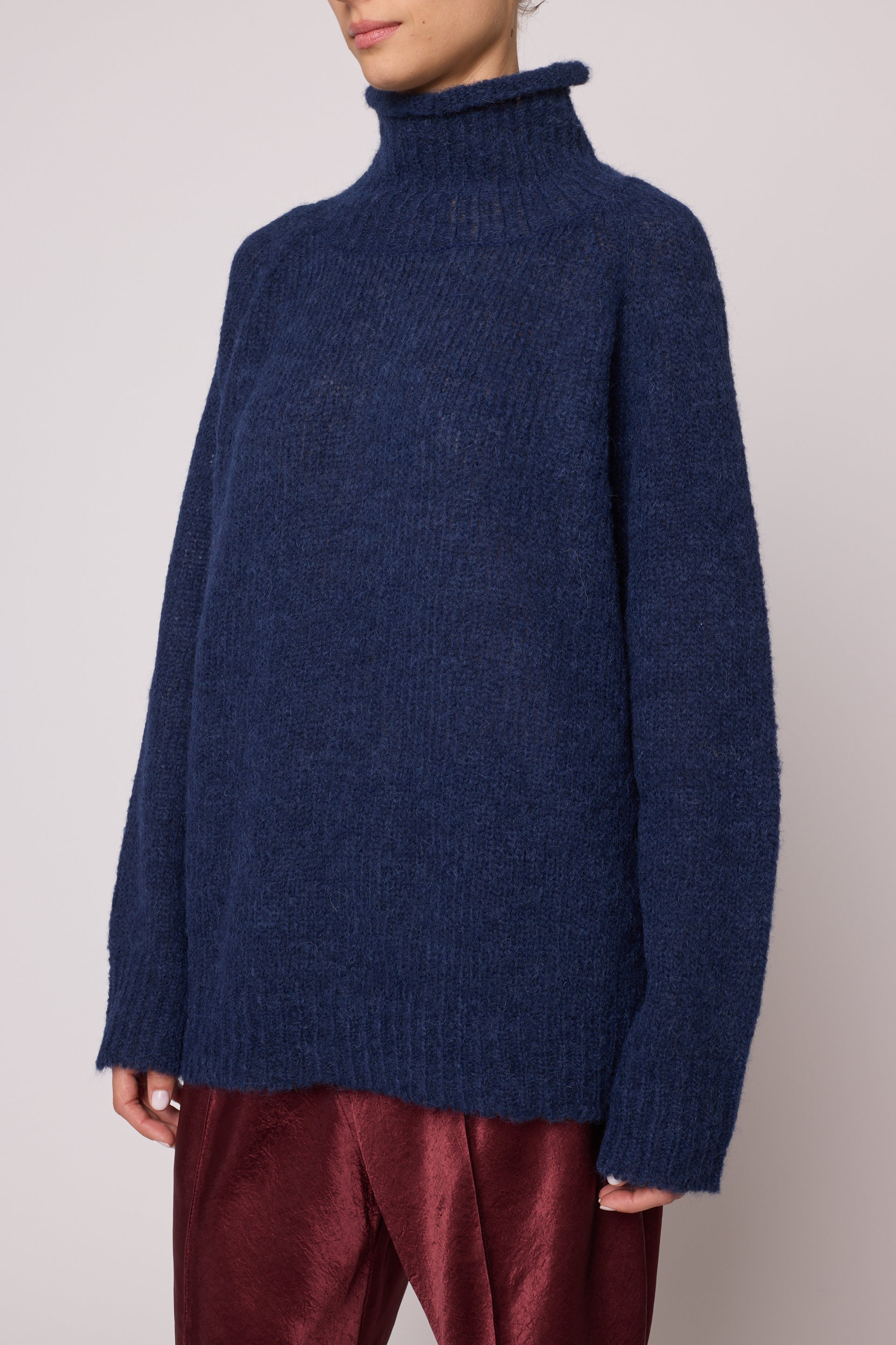 Vasilisa Airy Turtleneck Sweater in Soft Alpaca - Navy