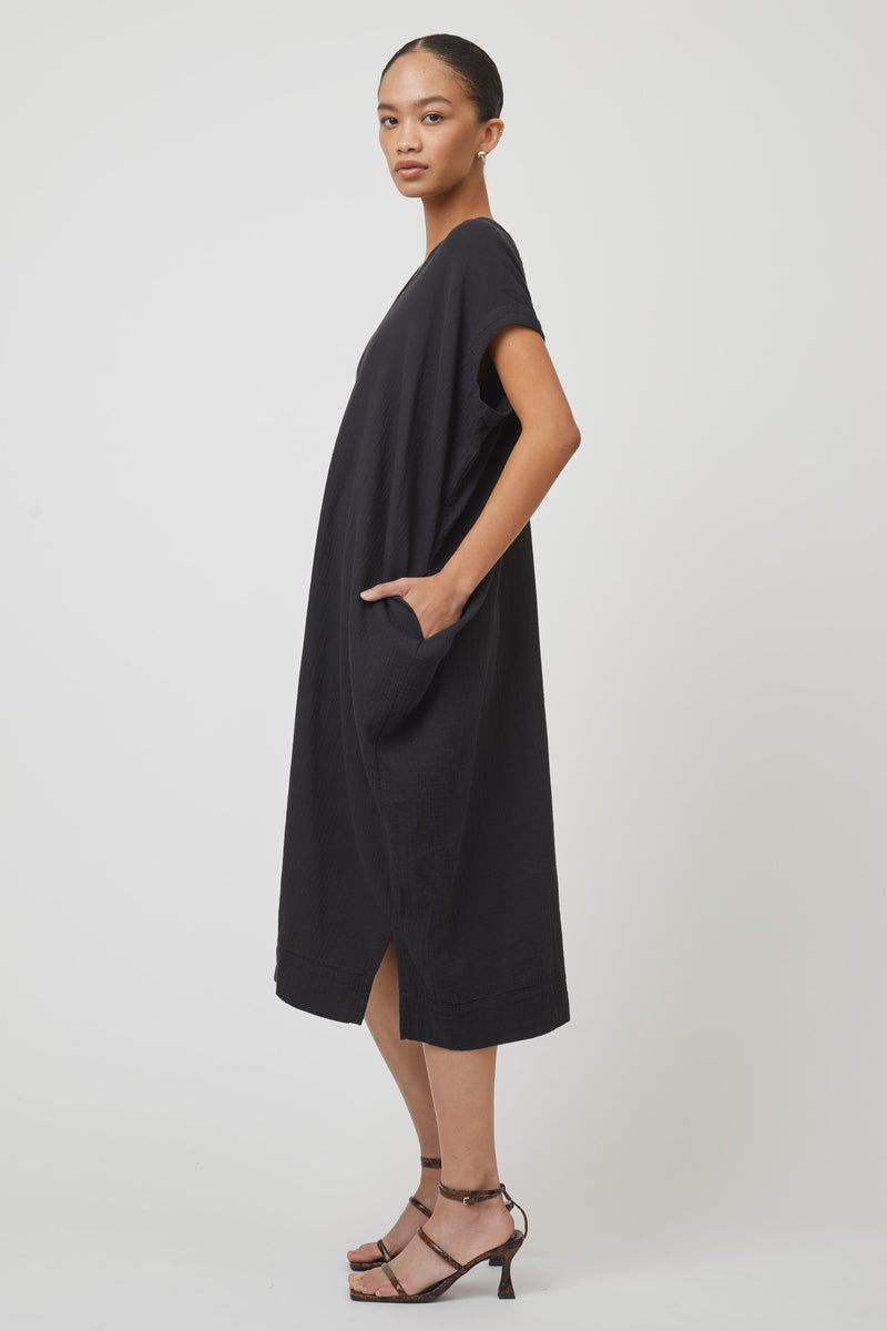 Crescent Dress Long in Crinkled Cotton, Core Colors – Atelier Delphine