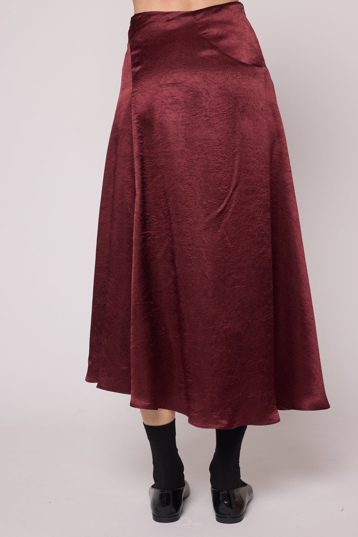 Margaux Skirt in Crinkled Satin - Burgundy