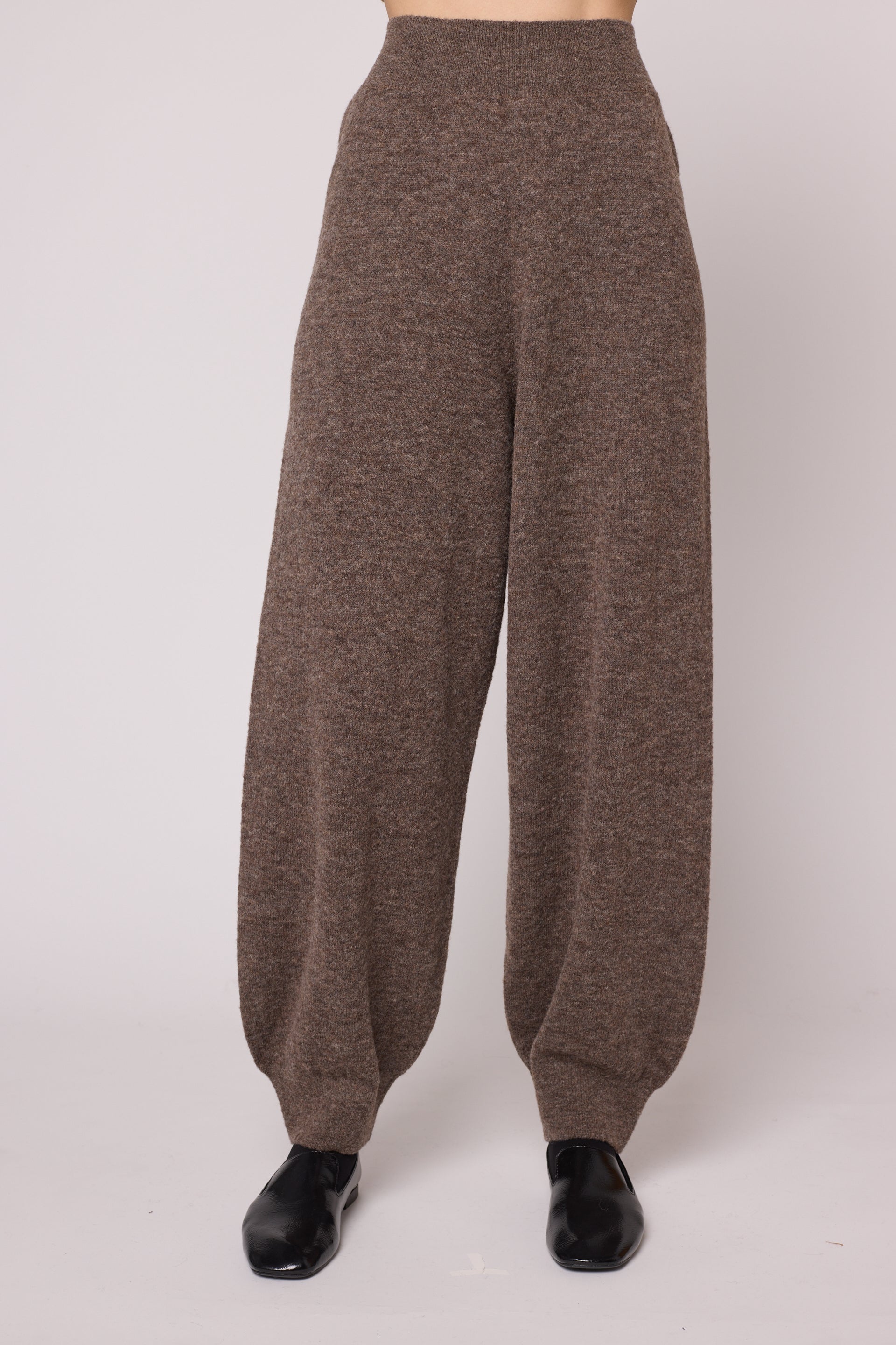 Taylor Pant in High Gauge Alpaca - Mocha
