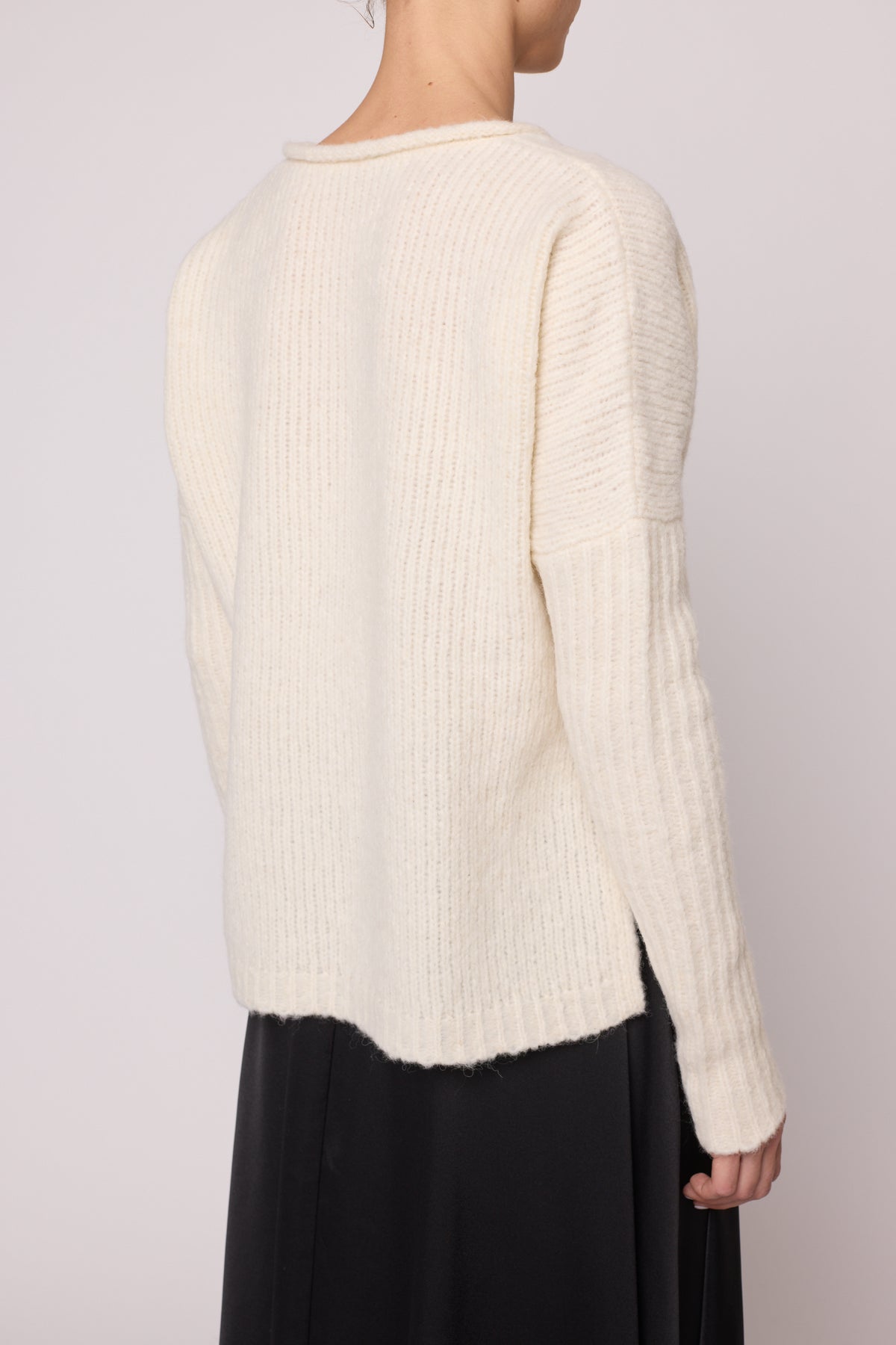 V Neck Boxy Sweater in Supreme Alpaca - Cream
