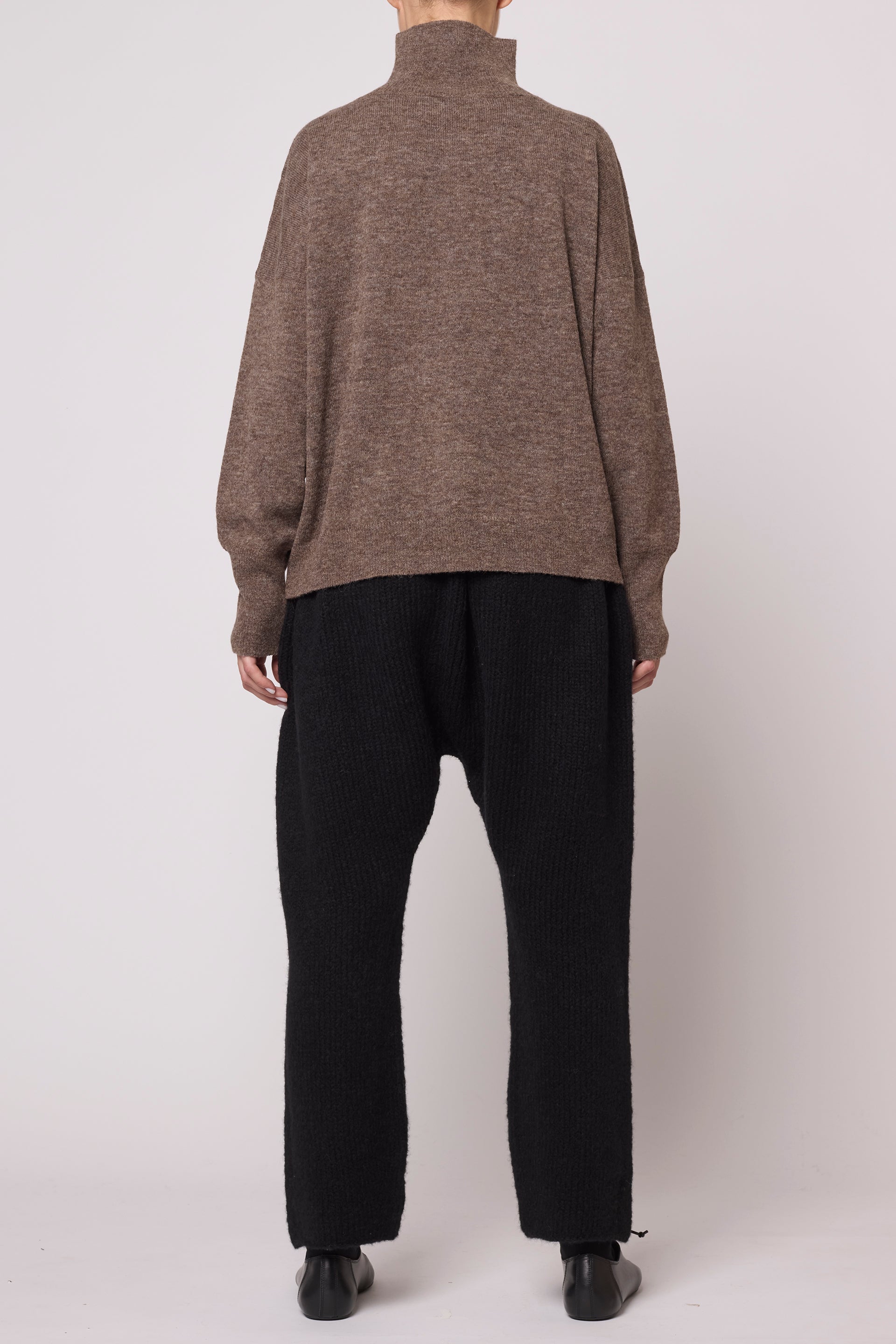 Soft Turtleneck Sweater in High Gauge Alpaca - Mocha