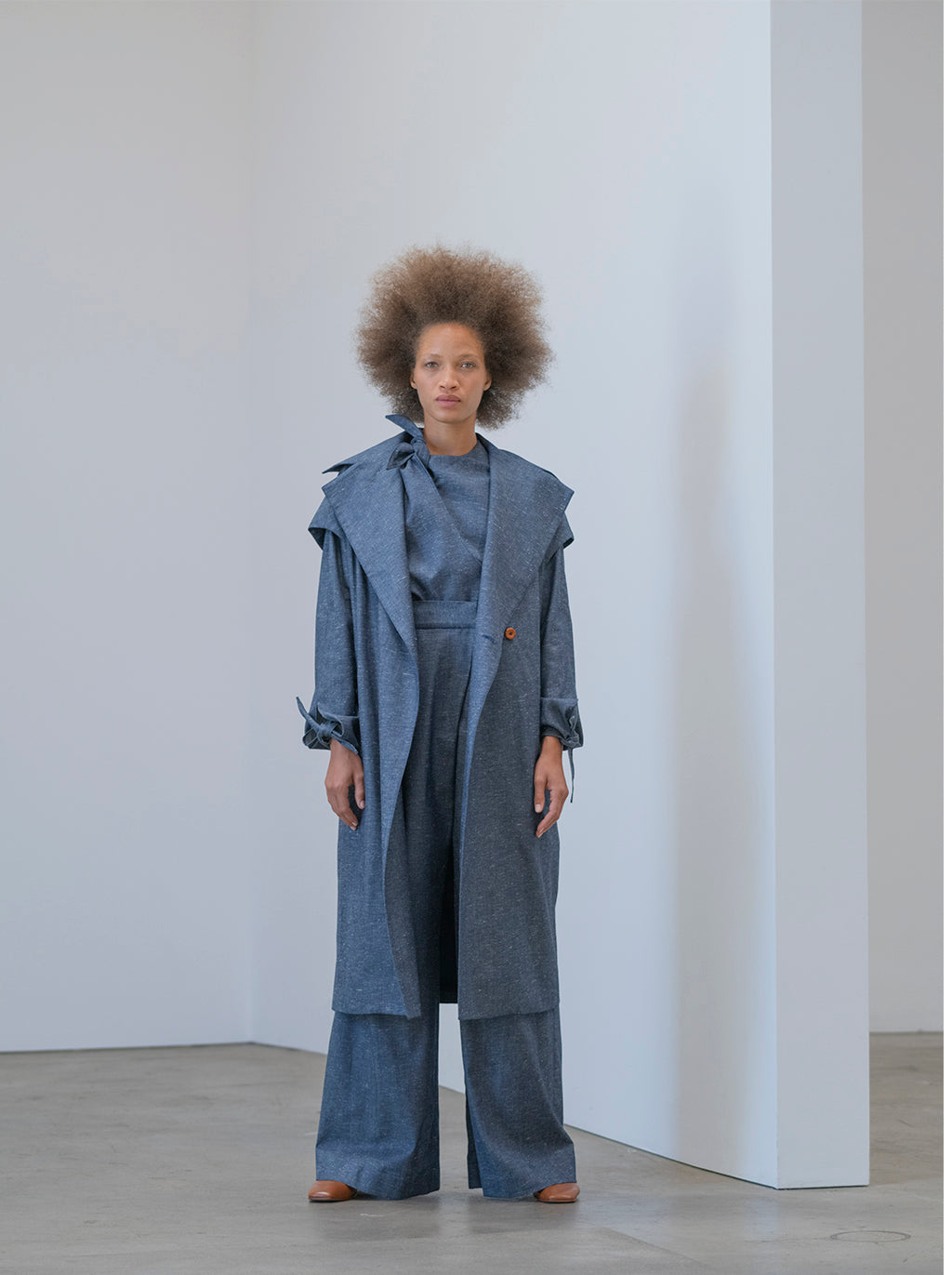 Sleeveless Linen Cocoon Coat