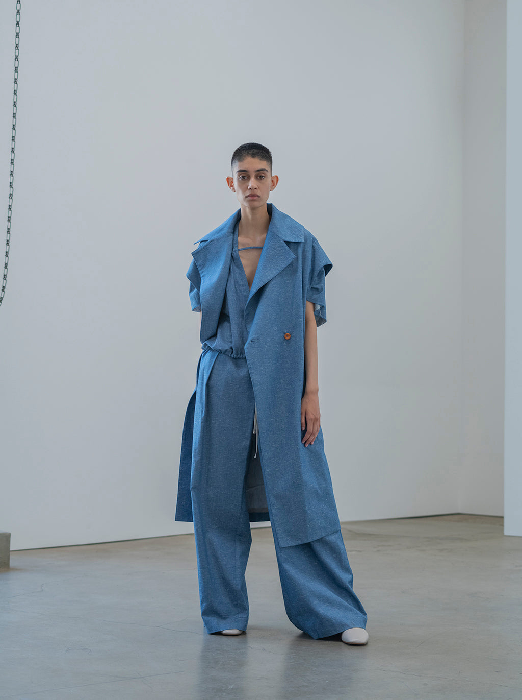 Sleeveless Linen Cocoon Coat