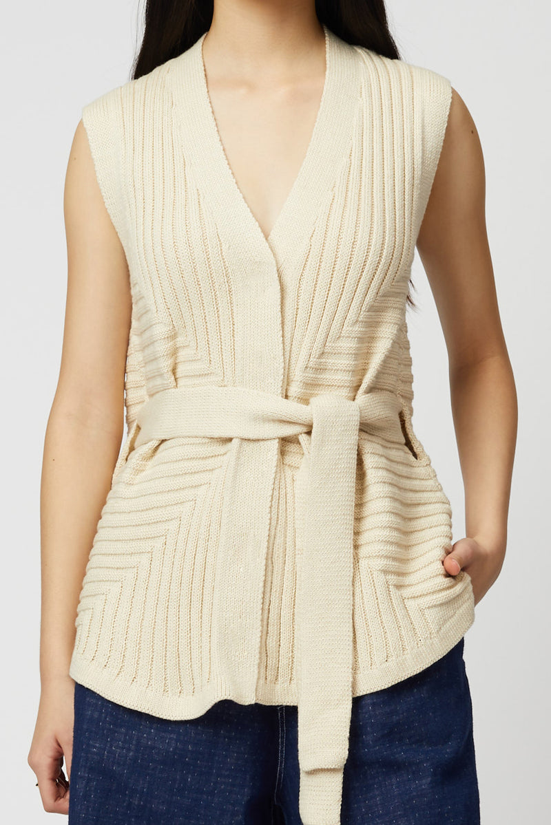 Cream sleeveless cardigan hotsell